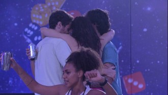 Maria para Eslovênia e Lucas: 'Só tem um casal aqui'