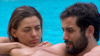 Matteus e Giovanna choram ao lembrar da família no BBB 24