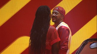 Na festa do BBB 23, Ricardo pede 'suíte master' com Sarah Aline