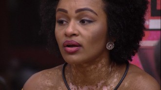 Natália questiona voto de Pedro Scooby