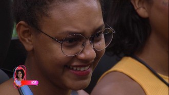 No BBB 22, Jessilane se emociona com vídeos dos familiares