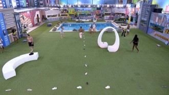 No BBB 23, brothers brincam de pique bandeira na madrugada