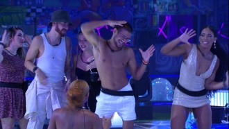 No BBB 23, Gabriel Santana dança música de 'Chiquititas'