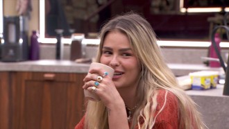 No BBB 24, Yasmin fala sobre vida amorosa: 'Coleciono chifres'