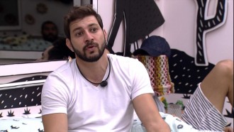 No BBB21, Caio desabafa: 'Eu não dou conta'