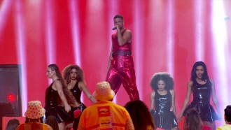 Pedro Sampaio leva hits para Festa do BBB 24; reveja!