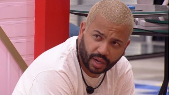 Projota opina sobre sister do BBB21: 'Muito grossinha'