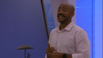 Ricardo compara quartos no BBB 23: 'O Deserto era melhor'