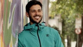 Rodrigo, do BBB 22, inicia exercícios com fisioterapeuta