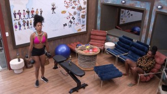 Sarah Aline dispara sobre brother aliado: 'Já estou ficando cansada'