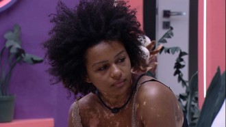 'Sem educação', dispara Natália sobre confinados no BBB 22