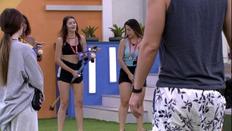 Sisters cumprem o primeiro Castigo do Monstro da semana