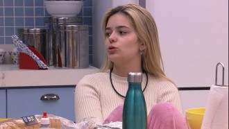 Viih Tube dispara sobre sister: 'Ela está sendo um pouco trouxa'