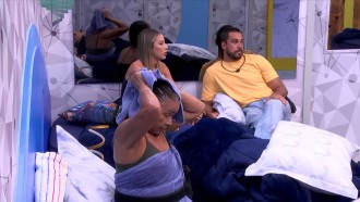 Vilma cobra votos de aliados: 'Vai sempre sobrar pra mim'