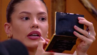 Vitória Strada revela procedimentos estéticos feitos no rosto