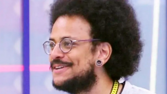 BBB 2021: Produção dá “bronca” nos confinados e João Luiz tira sarro