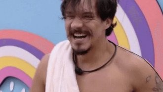 BBB 2022: Eliezer se descuida e acaba mostrando demais