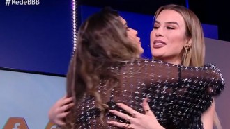 Gizelly se empolga e quebra protocolo da Globo