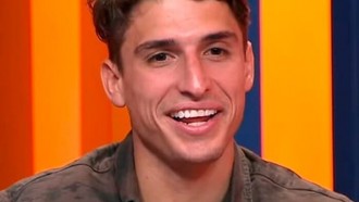  » FELIPE PRIOR É FLAGRADO EM CLIMA DE ROMANCE COM EMILLY ARAÚJO
Felipe Prior é flagrado em clima de romance com Emilly Araújo