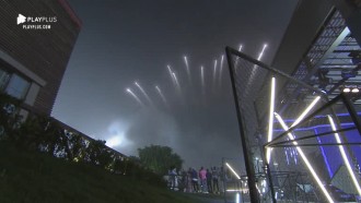 Finalistas e ex-peões de ‘A Fazenda 11’ assistem à queima de fogos