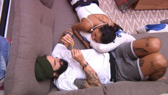 Gleici alfineta Wagner: 'Tá na hora de ir para o Paredão'