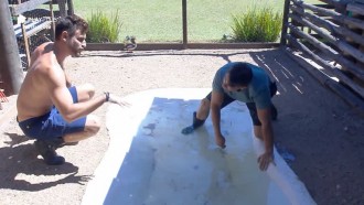 Guilherme Leão conta para Jorge que tem estudado para ser DJ