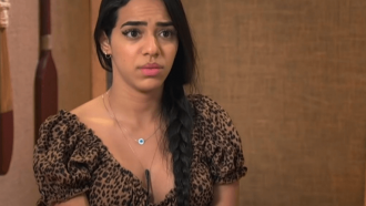 Mirella Gêmea Lacração passa por momentos difíceis após Ilha Record