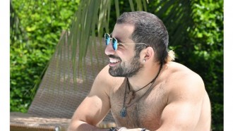 Kaysar sente saudades do “rabo” ao compartilhar foto do BBB