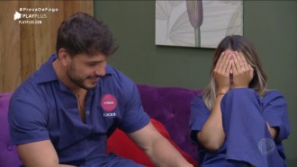 Lucas diz que perdoa Hari e os dois se beijam