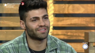 Netto e Lucas trocam farpas em formação de Roça