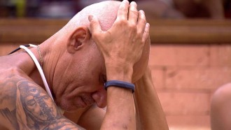 Punição: brothers perdem 200 estalecas cada um
