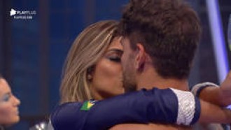 Relembre momentos românticos entre Hari e Lucas