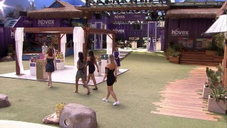 Resumo BBB: Confinados vibram com Dia da Beleza