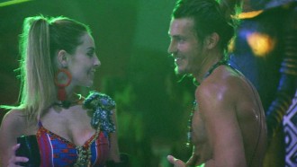 Resumo BBB: Festa com italiano tem show de IZA e momentos quentes