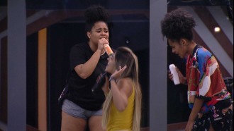Resumo BBB: Sem festa, brothers cantam e se poupam de olho na Prova do Líder