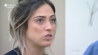 Tati fala que Viny debochou da cara dela após vencer prova