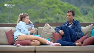 Viny critica falsidade: 'Dinheiro faz pessoas mostrarem o lixo que são'