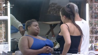 Jojo dá bronca em Victória - A Fazenda 12
