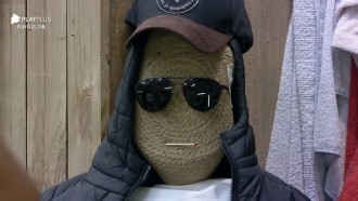 Peões criam boneco estiloso - A Fazenda 12