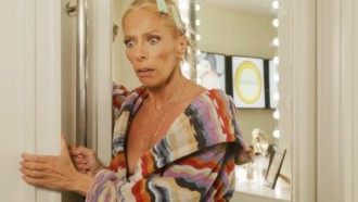 Galinho surpreende Galisteu em nova chamada de A Fazenda