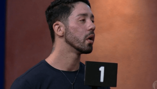 A Fazenda 13: Rico se desentende com MC Gui e dá patada em Pecoraro