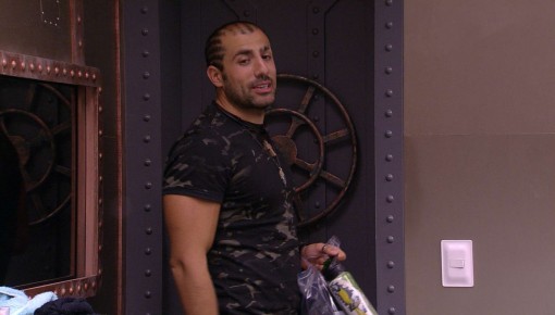 Ayrton pede a Kaysar: 'Imagina a gente junto na Final'