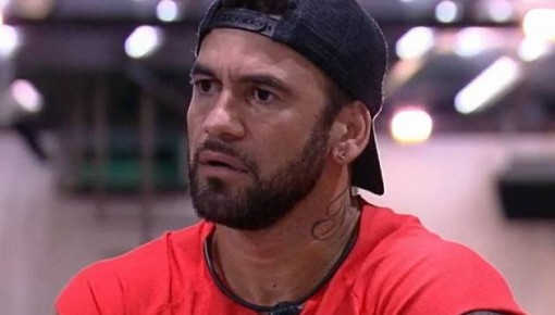 Hadson, do ‘BBB20’, se revolta e ameaça rescindir contrato com a Globo após vazamento