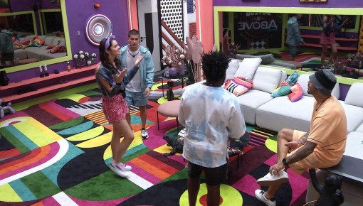 Brothers cantam pagode antes de festa no BBB 22