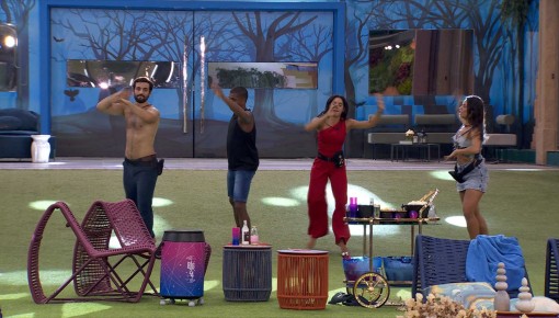 Brothers dançam juntos no BBB 24