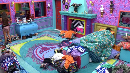Brothers são acordados no BBB21 com toque de despertar