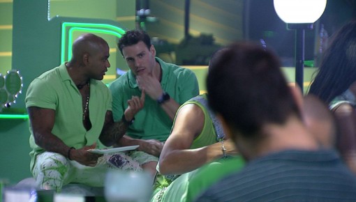 Gustavo diz que está decepcionado com Cara de Sapato