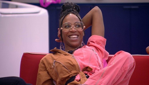 Karol Conká dispara sobre Sarah: 'Dupla face total'