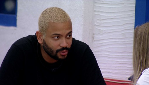 Projota declara à Carla Diaz no BBB21: 'Você não é fácil'