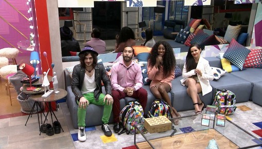 Semifinalistas assistem a vídeos de suas trajetórias no BBB21